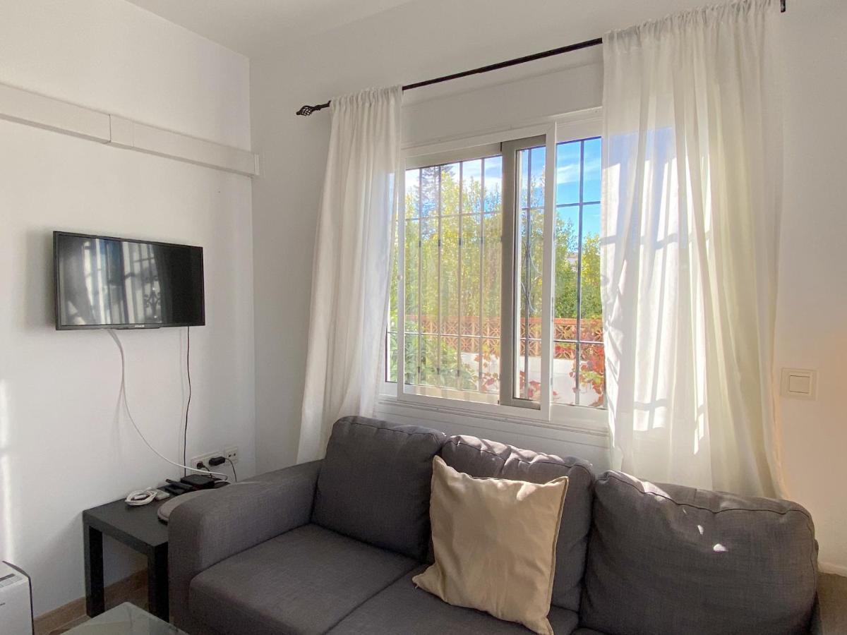 Villa Sandra Little Haven Apartment Нерха Екстериор снимка